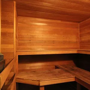 https://rainbow-suites-by-whistler-retreats.hotels-of-whistler.com